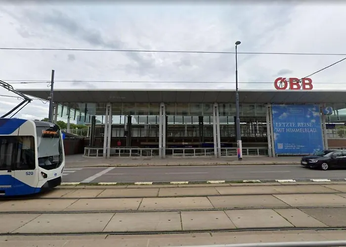 57 Nearby Trainstation Meidling * Bécs